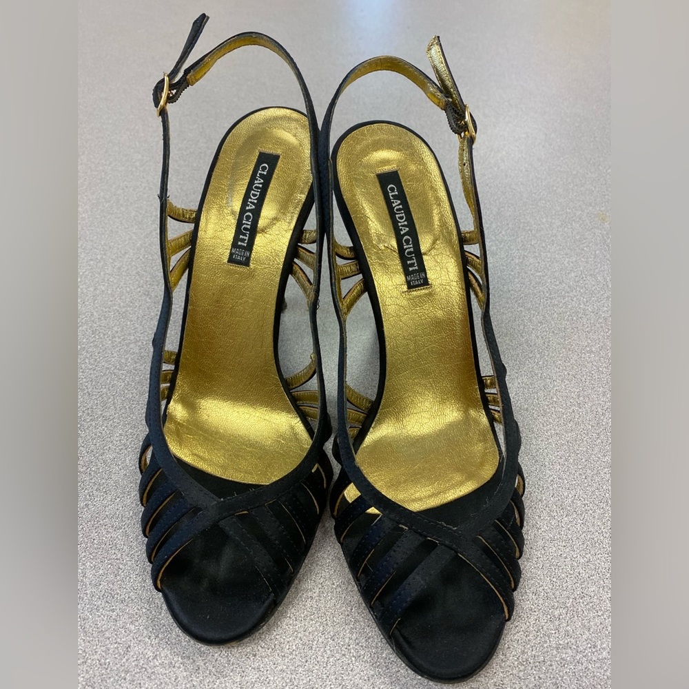 Claudia Ciuti Black Strappy Heels. Size 7.